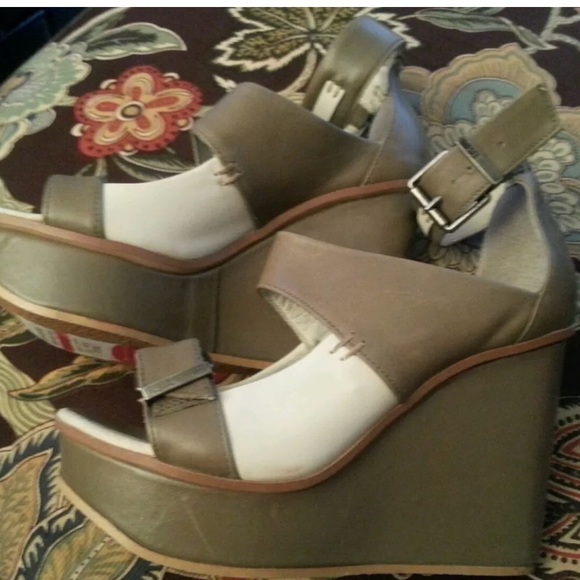 Diesel Brand Zoey Platform Wedge Sandals Sz 38 - Picture 1 of 6